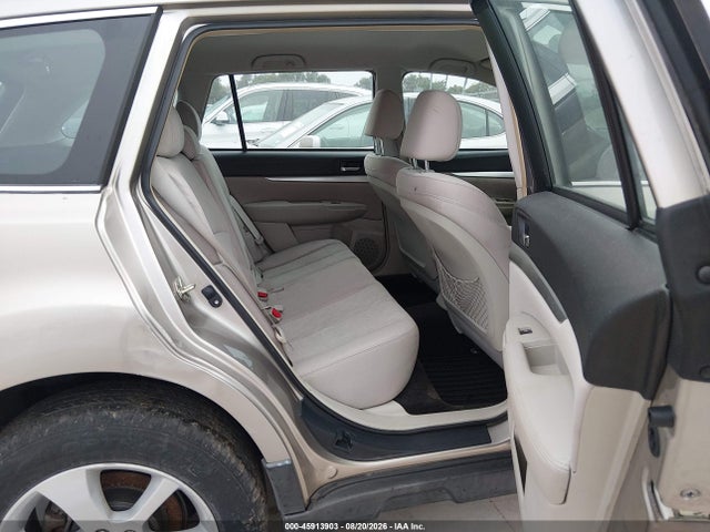 Продажа на аукционе авто 2014 Subaru Outback 2.5i, vin: 4S4BRCAC4E3247743, номер лота: 45913903