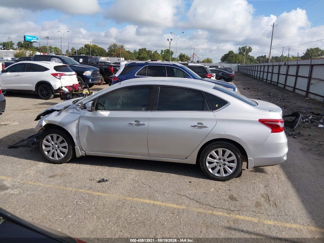 Продажа на аукционе авто 2017 Nissan Sentra S, vin: 3N1AB7APXHY408075, номер лота: 45913921