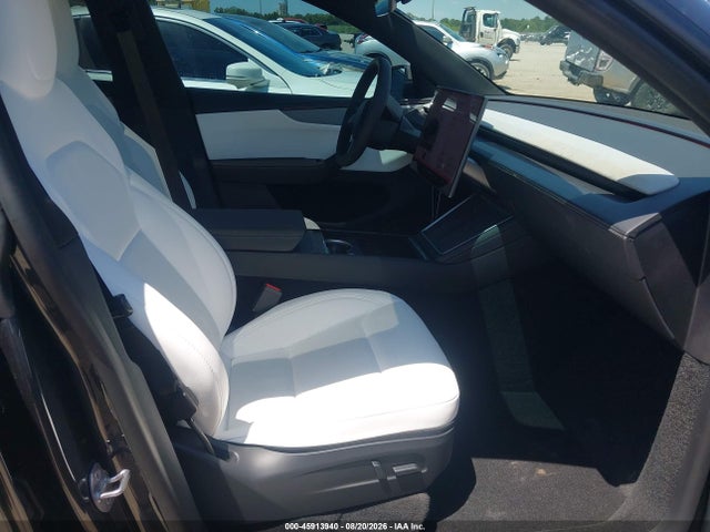Продаж на аукціоні авто 2026 Tesla Model Y All-wheel Drive/long Range Launch Series/premium All-wheel Drive, vin: 7SAYGDEE6TA730642, номер лоту: 45913940