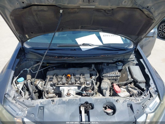45913992 :رقم المزاد ، 2HGFB2F58DH589630 vin ، 2013 Honda Civic Lx مزاد بيع