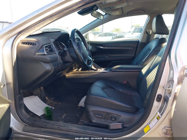 Продажа на аукционе авто 2019 Toyota Camry Hybrid Se, vin: 4T1B21HK3KU521557, номер лота: 45914062