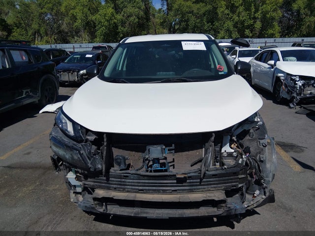 5N1AT3AA5MC707583 Nissan Rogue S Fwd