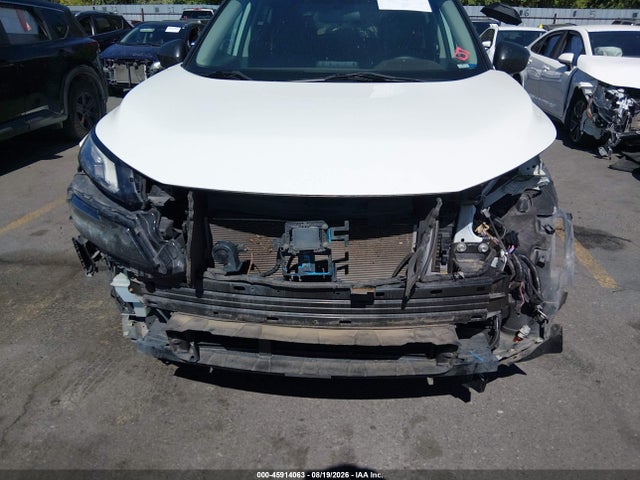 5N1AT3AA5MC707583 Nissan Rogue S Fwd