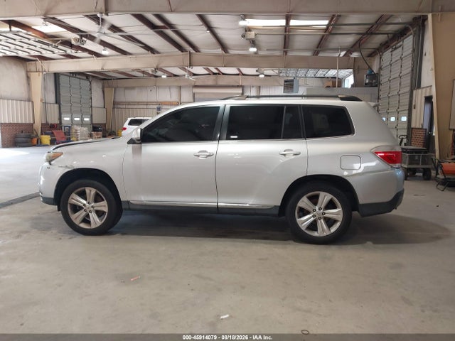 45914079 :رقم المزاد ، 5TDZK3EH6DS092882 vin ، 2013 Toyota Highlander Se V6 مزاد بيع