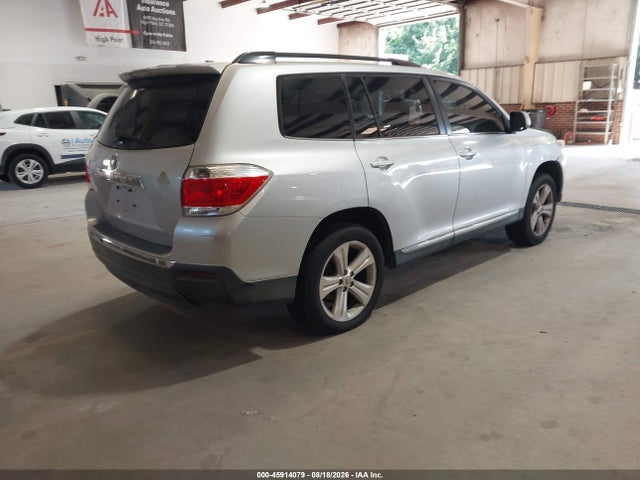 45914079 :رقم المزاد ، 5TDZK3EH6DS092882 vin ، 2013 Toyota Highlander Se V6 مزاد بيع