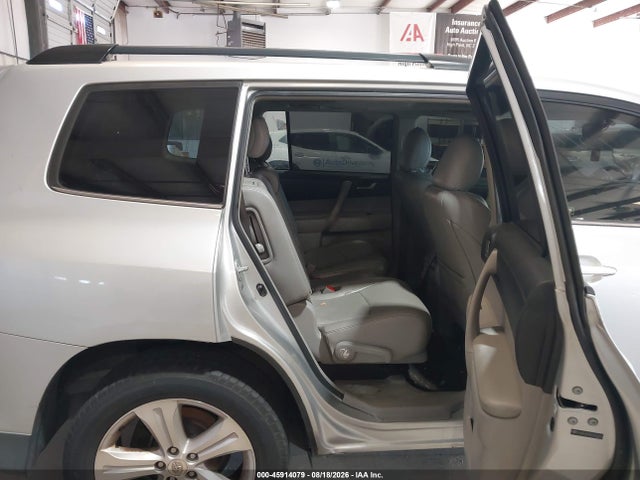 45914079 :رقم المزاد ، 5TDZK3EH6DS092882 vin ، 2013 Toyota Highlander Se V6 مزاد بيع