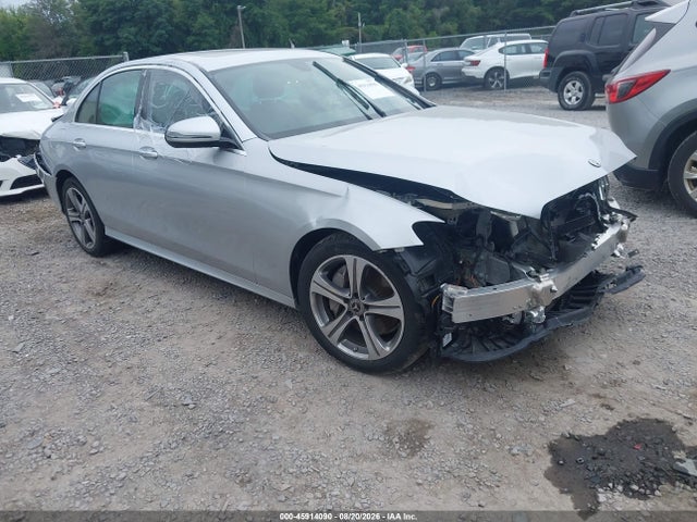 2020 Mercedes-benz E 350 მანქანა იყიდება აუქციონზე, vin: WDDZF8DB7LA744151, აუქციონის ნომერი: 45914090