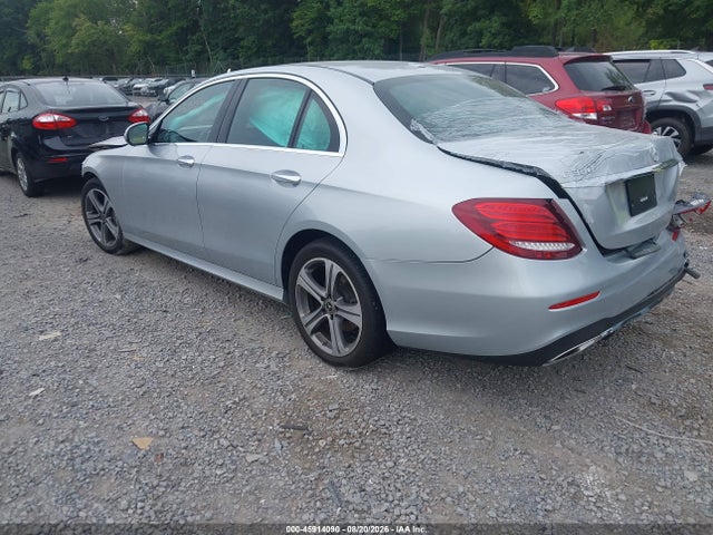 2020 Mercedes-benz E 350 მანქანა იყიდება აუქციონზე, vin: WDDZF8DB7LA744151, აუქციონის ნომერი: 45914090