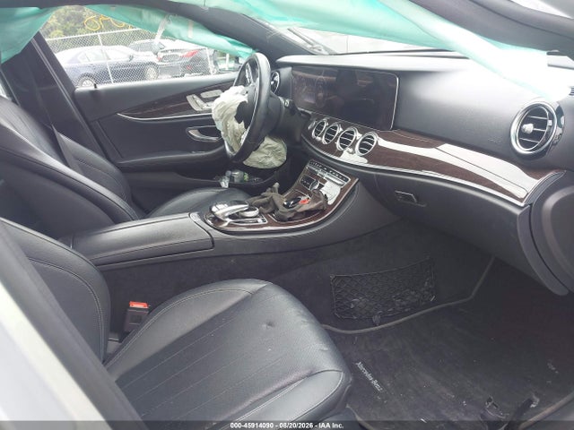 2020 Mercedes-benz E 350 მანქანა იყიდება აუქციონზე, vin: WDDZF8DB7LA744151, აუქციონის ნომერი: 45914090