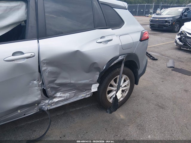45914113 :رقم المزاد ، 7MUCAAAG0RV086423 vin ، 2024 Toyota Corolla Cross Le مزاد بيع