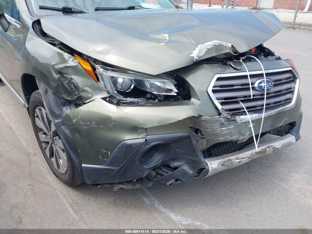 Продаж на аукціоні авто 2017 Subaru Outback 3.6r Touring, vin: 4S4BSETC4H3420002, номер лоту: 45914118
