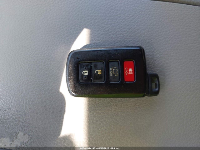 45914145 :رقم المزاد ، 5TDJKRFH2GS503925 vin ، 2016 Toyota Highlander Xle V6 مزاد بيع