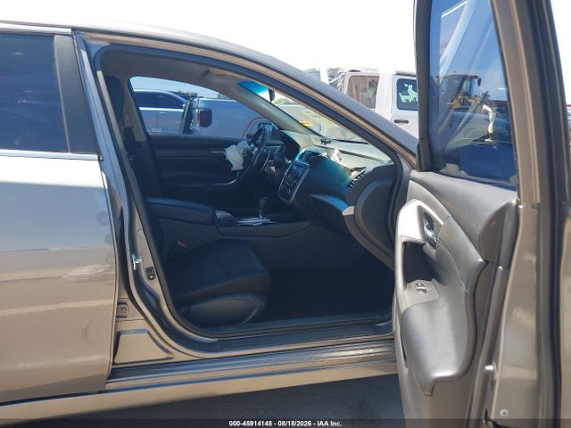 Продаж на аукціоні авто 2017 Nissan Altima 2.5 Sr, vin: 1N4AL3AP4HC231220, номер лоту: 45914148