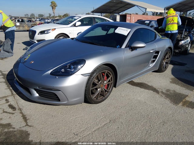 Porsche 718 Cayman S 2021 WP0AB2A88MS275088 Image 2