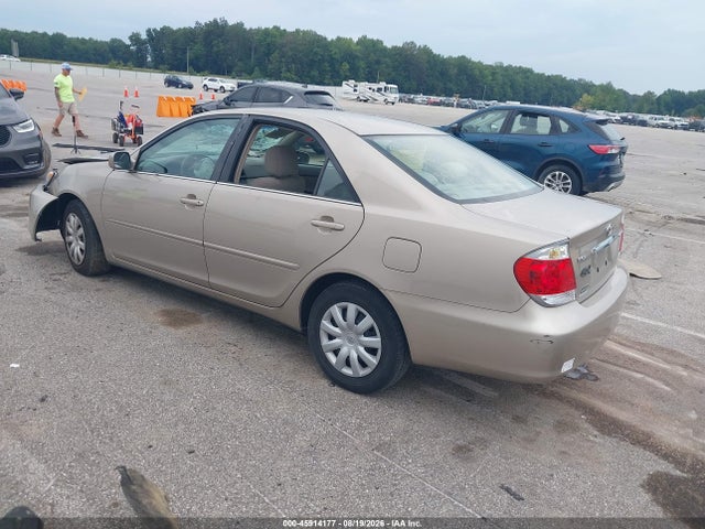 Продажа на аукционе авто 2005 Toyota Camry Le, vin: 4T1BE32K55U509247, номер лота: 45914177