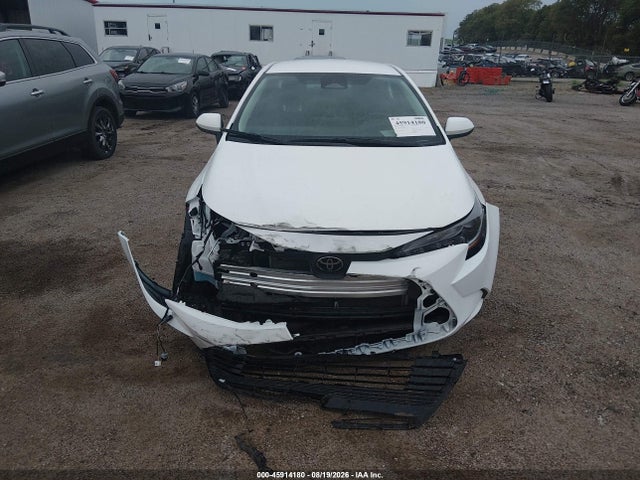 5YFB4MDE4TP415178 Toyota COROLLA LE