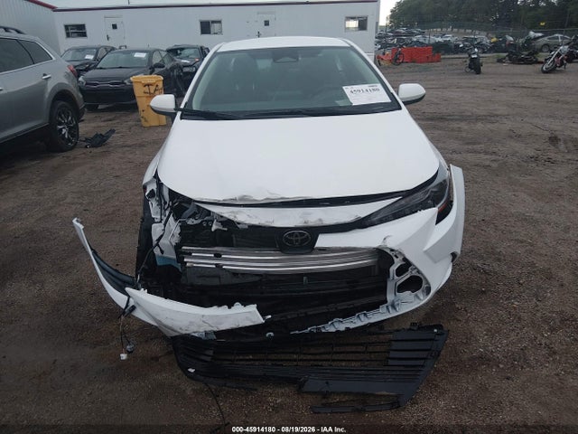 5YFB4MDE4TP415178 Toyota COROLLA LE