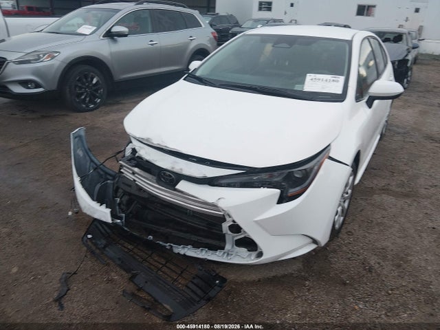 5YFB4MDE4TP415178 Toyota COROLLA LE