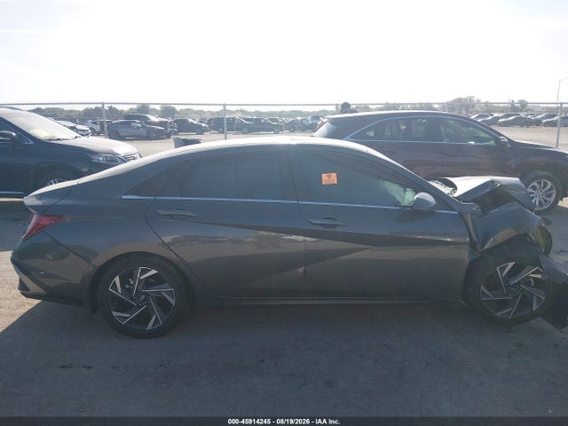 2025 Hyundai Elantra Limited მანქანა იყიდება აუქციონზე, vin: KMHLP4DG5SU087733, აუქციონის ნომერი: 45914245