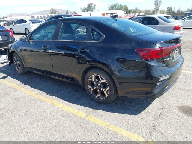 45914254 :رقم المزاد ، 3KPF24AD1KE115164 vin ، 2019 Kia Forte Lxs مزاد بيع