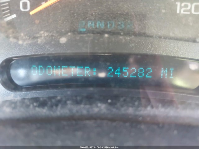 2004 Chevrolet Suburban 1500 Lt მანქანა იყიდება აუქციონზე, vin: 3GNFK16ZX4G291745, აუქციონის ნომერი: 45914273