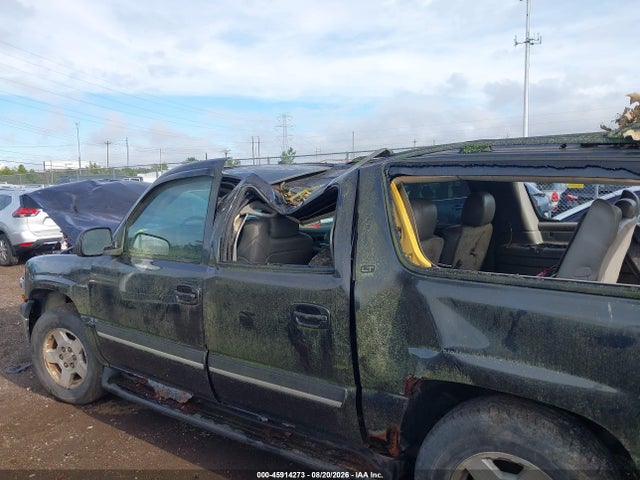 2004 Chevrolet Suburban 1500 Lt მანქანა იყიდება აუქციონზე, vin: 3GNFK16ZX4G291745, აუქციონის ნომერი: 45914273