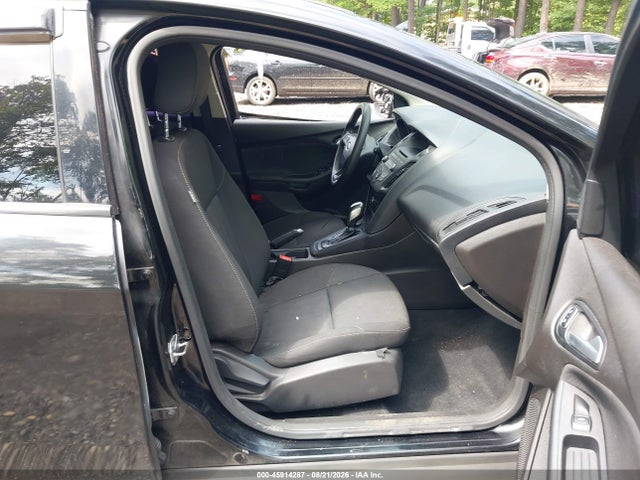 45914287 :رقم المزاد ، 1FADP3K22GL397500 vin ، 2016 Ford Focus Se مزاد بيع