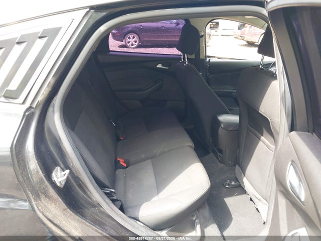45914287 :رقم المزاد ، 1FADP3K22GL397500 vin ، 2016 Ford Focus Se مزاد بيع