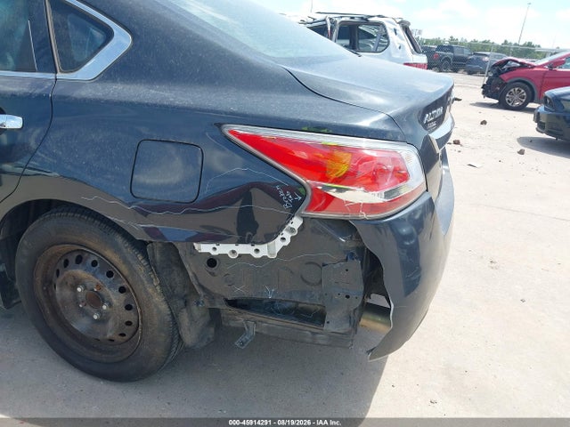 Продаж на аукціоні авто 2015 Nissan Altima 2.5 S, vin: 1N4AL3AP9FN863695, номер лоту: 45914291