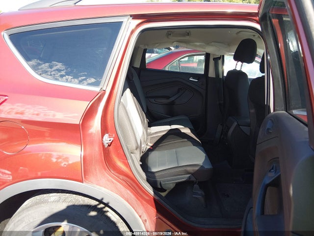 45914326 :رقم المزاد ، 1FMCU0GX7EUC06870 vin ، 2014 Ford Escape Se مزاد بيع