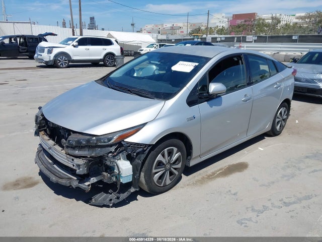 Toyota Prius Prime Premium 2017 JTDKARFP8H3060102 Image 2