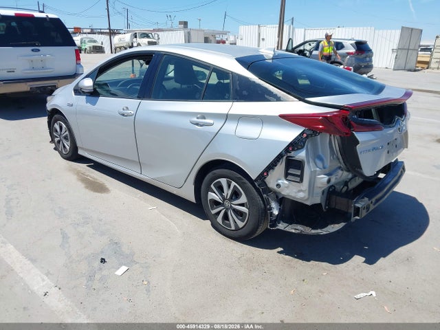 Toyota Prius Prime Premium 2017 JTDKARFP8H3060102 Image 3