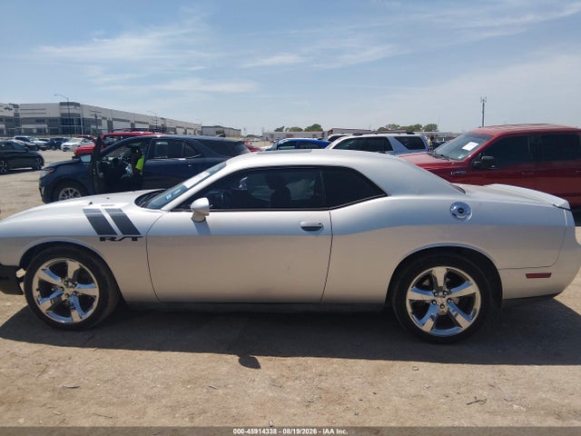 45914338 :رقم المزاد ، 2C3CDYBT9CH195611 vin ، 2012 Dodge Challenger R/t مزاد بيع