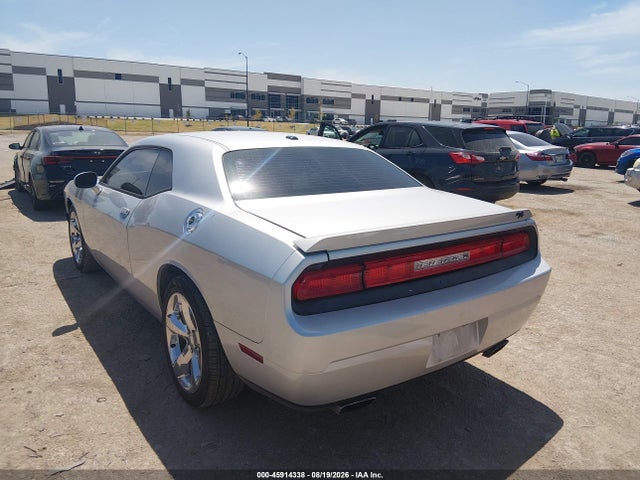 45914338 :رقم المزاد ، 2C3CDYBT9CH195611 vin ، 2012 Dodge Challenger R/t مزاد بيع
