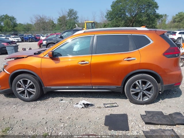 Продаж на аукціоні авто 2017 Nissan Rogue Sl, vin: 5N1AT2MV0HC760156, номер лоту: 45914356