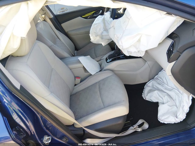 2022 Nissan Rogue Sport Sv Fwd Xtronic Cvt მანქანა იყიდება აუქციონზე, vin: JN1BJ1BV9NW342011, აუქციონის ნომერი: 45914374