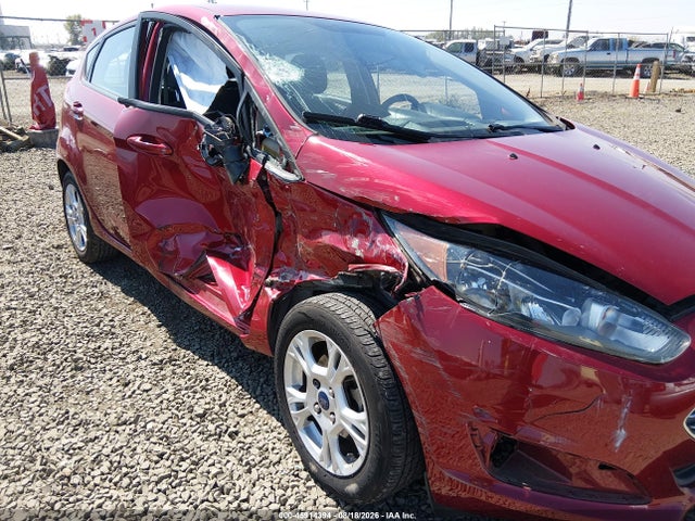 2015 Ford Fiesta Se მანქანა იყიდება აუქციონზე, vin: 3FADP4EJ2FM133618, აუქციონის ნომერი: 45914394