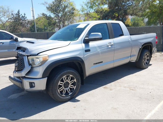 5TFRY5F18KX248438 Toyota Tundra Sr5 5.7l V8