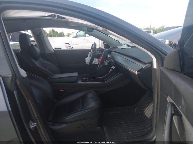 Продаж на аукціоні авто 2020 Tesla Model Y Long Range Dual Motor All-wheel Drive, vin: 5YJYGDEE1LF041592, номер лоту: 45914436