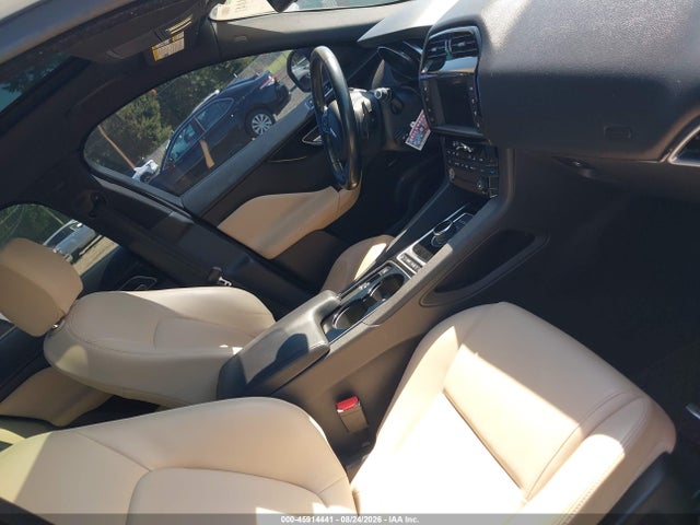 Продажа на аукционе авто 2017 Jaguar F-pace 20d Premium, vin: SADCJ2BN6HA492929, номер лота: 45914441