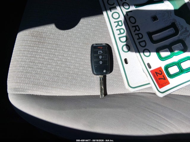 45914477 :رقم المزاد ، KNDMA5C10H6258995 vin ، 2017 Kia Sedona L مزاد بيع