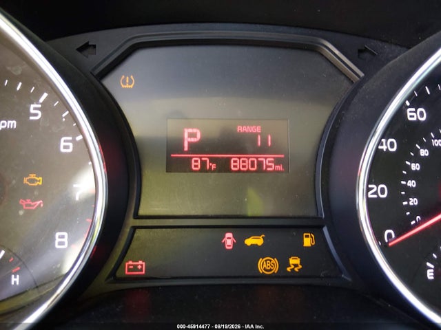 45914477 :رقم المزاد ، KNDMA5C10H6258995 vin ، 2017 Kia Sedona L مزاد بيع
