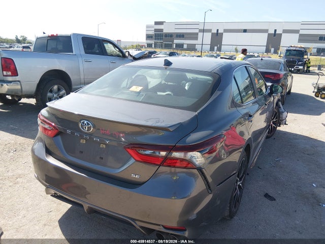 2021 Toyota Camry Se მანქანა იყიდება აუქციონზე, vin: 4T1G11AK7MU555927, აუქციონის ნომერი: 45914537