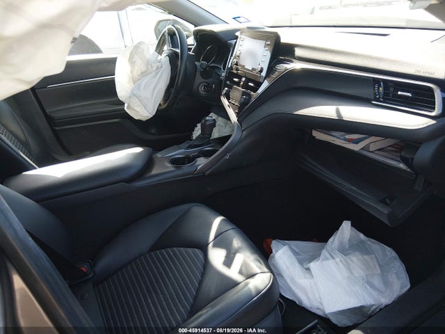 2021 Toyota Camry Se მანქანა იყიდება აუქციონზე, vin: 4T1G11AK7MU555927, აუქციონის ნომერი: 45914537