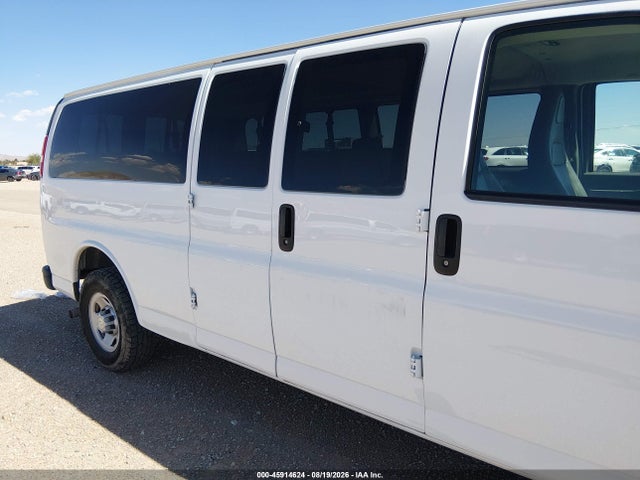 2019 Chevrolet Express 3500 Ls მანქანა იყიდება აუქციონზე, vin: 1GAZGNFG2K1345752, აუქციონის ნომერი: 45914624