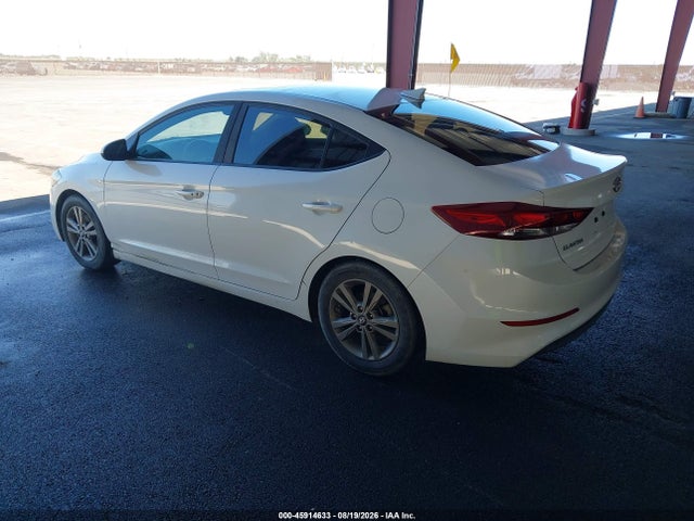 Hyundai Elantra Value Edition 2018 5NPD84LF7JH360629 Image 3
