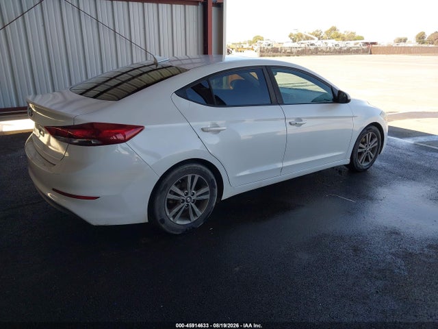 Hyundai Elantra Value Edition 2018 5NPD84LF7JH360629 Image 4