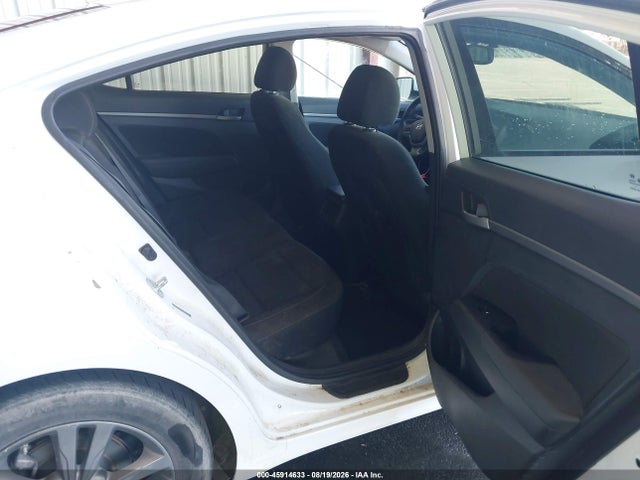 Hyundai Elantra Value Edition 2018 5NPD84LF7JH360629 Image 8