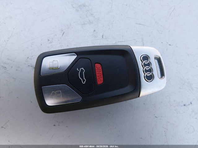 WA1ANAFY8J2077000 Audi Q5 2.0t Premium/2.0t Tech Premium