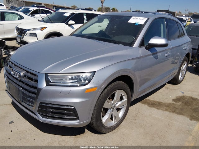 WA1ANAFY8J2077000 Audi Q5 2.0t Premium/2.0t Tech Premium